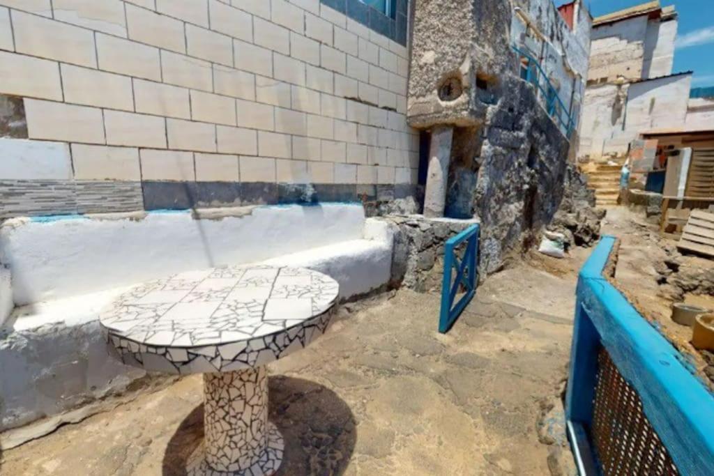 La Casa Con Terraza Privada Sobre El Mar Villa Telde Exterior photo